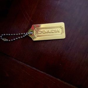Coach tag